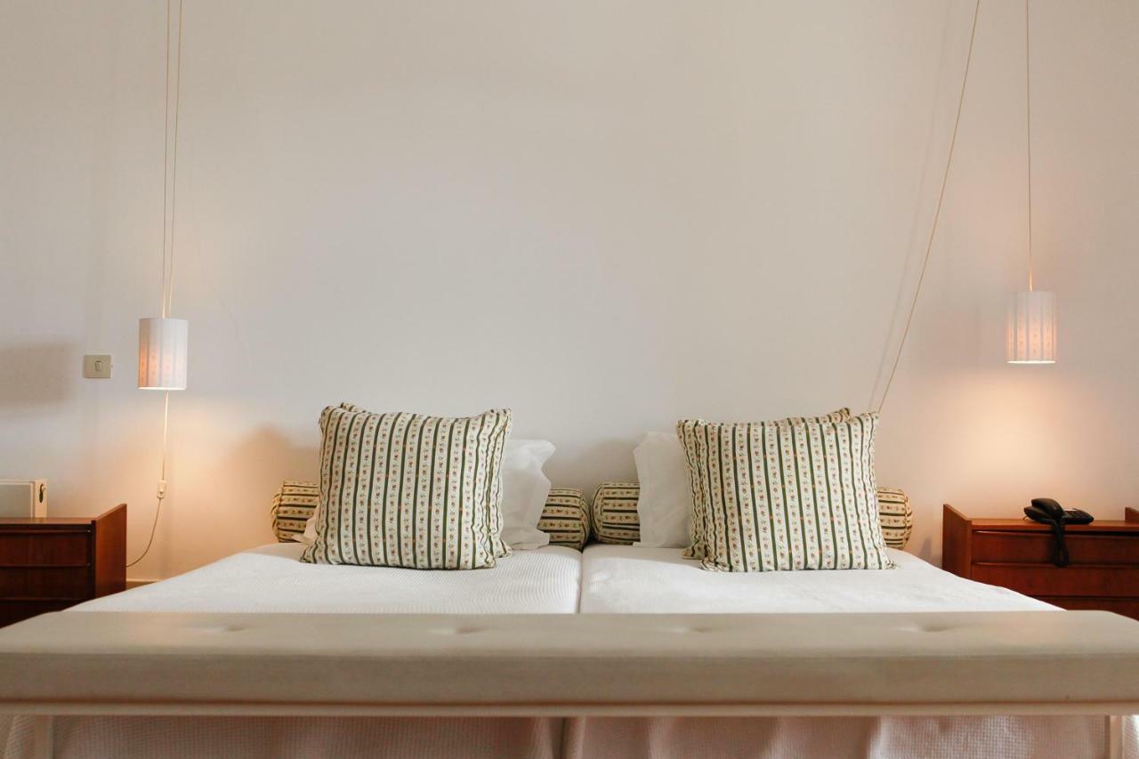 Pensao Favorita Hotel ปอร์โต ภายนอก รูปภาพ